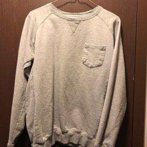 D struct sweater